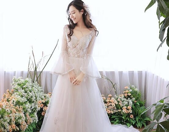 新娘礼服怎么选？4个方法让你的礼服更好看